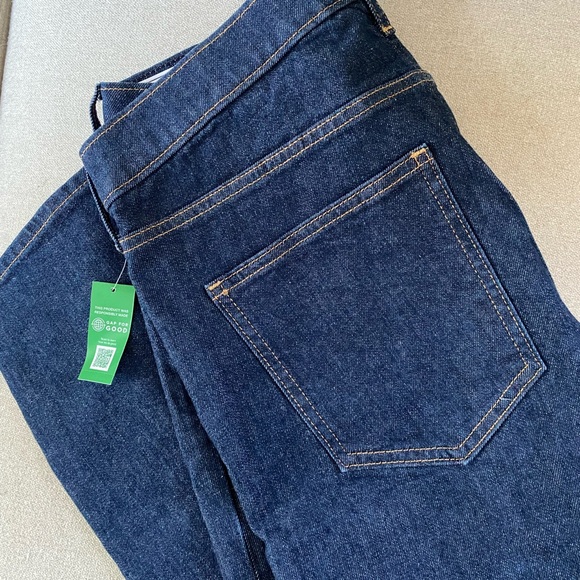 NWT Gap Mid Rise Vintage Slim Blue Jean 31/12 Regular - Picture 4 of 6